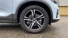 Volvo XC40 2.0 B3P Plus Dark 5dr Auto Petrol Estate